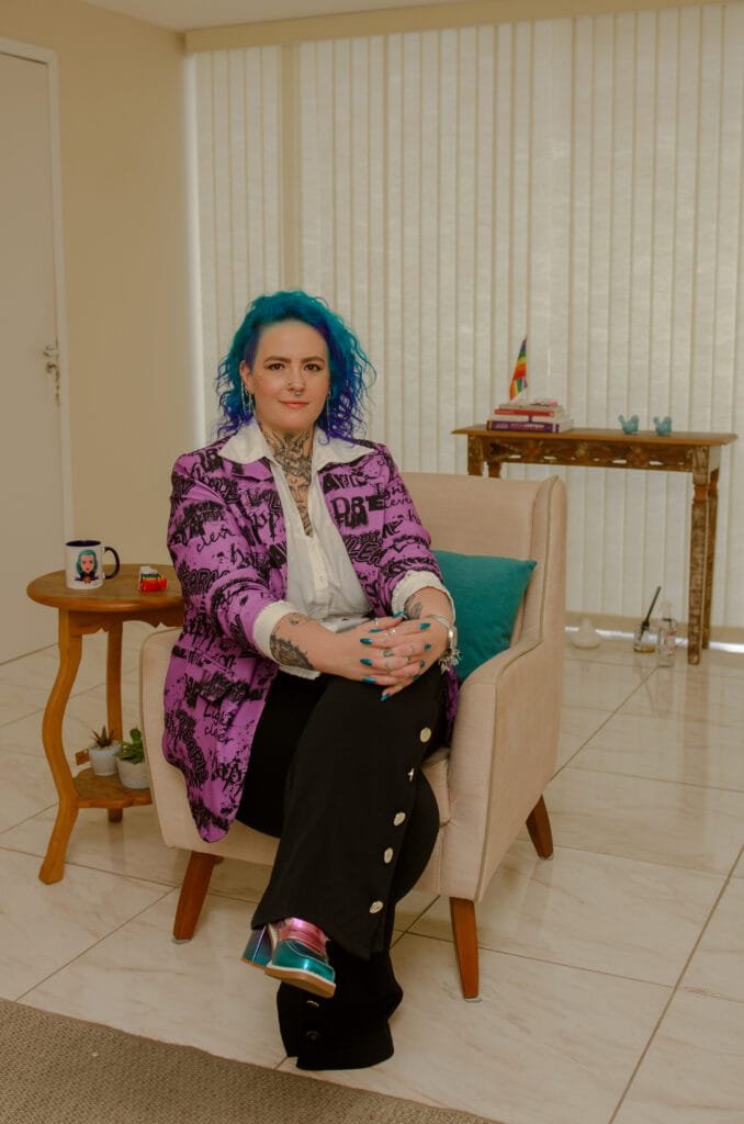 O acolhimento seguro na Terapia Afirmativa promovendo o orgulho e saúde mental e combatendo o estigma internalizado.