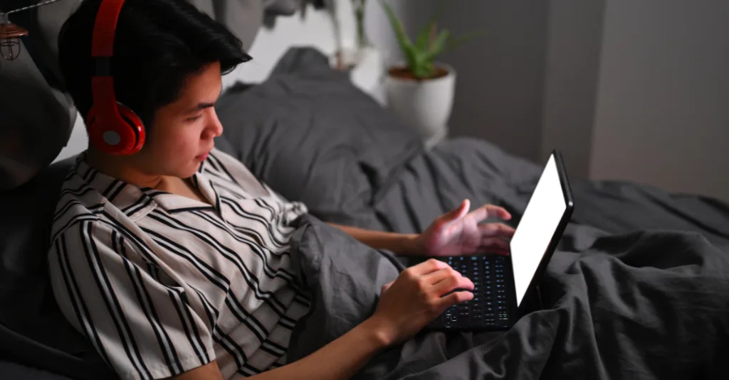A criação de um santuário sensorial com recursos de acessibilidade como forma de tratar o burnout autista.